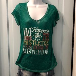 Rocker girl Fun lightweight Christmas tshirt Size S (size 3-5)